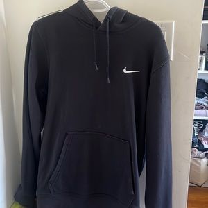 Hoodie from Nike, black color, worn a couple of times